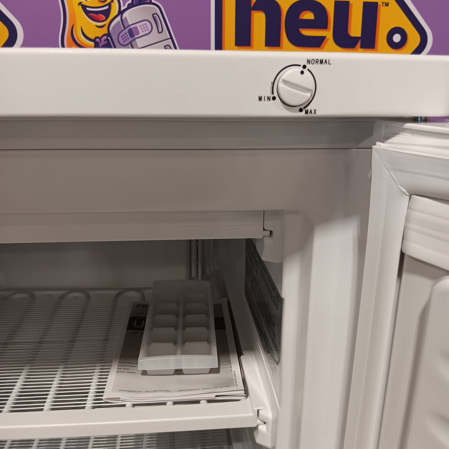 Frigidaire White 22 Inch Upright 6 Cu. Ft. Freezer with Manual Defrost SA655 - FFUM0623AW - Scratch & Dent (Minor)