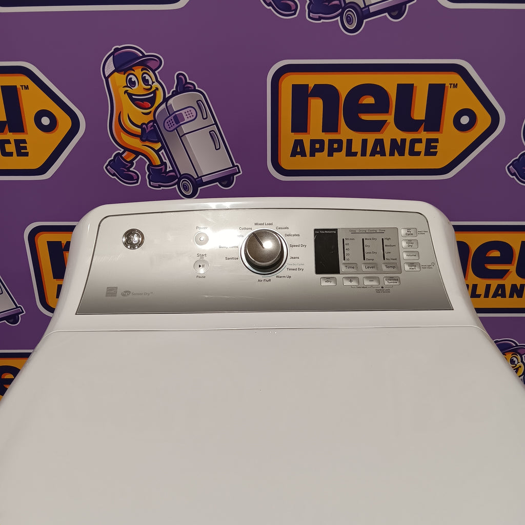 Pictures of GE Top Load 4.0 Cu. Ft. Capacity Washer with Stainless Steel Wash Basket GTW325ASWWW - New in Box and GE 7.4-cu ft Vented Electric Dryer in White 16256 - GTD72EBSNWS - Certified Refurbished - Neu Appliance Outlet - Discount Appliance Outlet in Austin, Tx