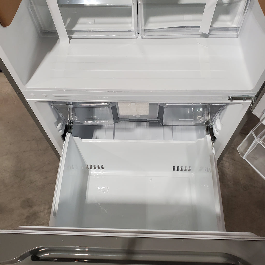 Pictures of Vissani 18.7 cu. ft. Bottom Freezer Refrigerator in Stainless Steel MDBF18SS - Scratch & Dent (Moderate) - Neu Appliance Outlet - Discount Appliance Outlet in Austin, Tx