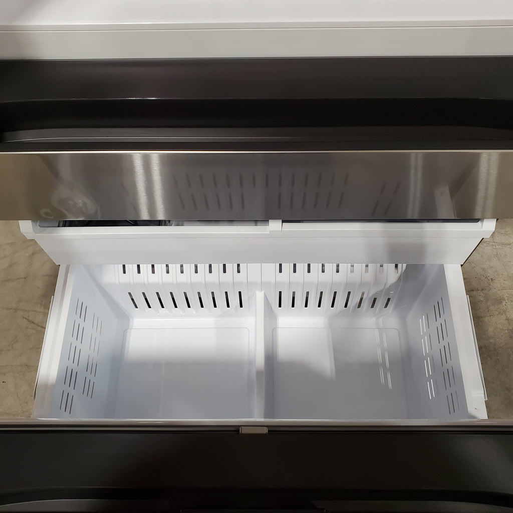 Pictures of Samsung Bespoke 23 cu. ft. Counter Depth 4-Door French Door Stainless Steel Refrigerator with Inner Beverage Center™ & FlexZone™ Drawer - 4SD431 - RF70F23DERAA - Neu Appliance Outlet - Discount Appliance Outlet in Austin, Tx