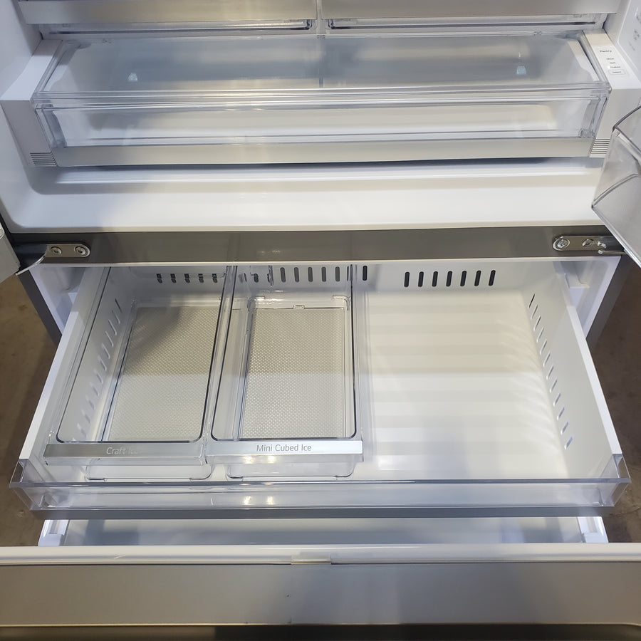 LG 26 cu. ft. Counter-Depth French Door Refrigerator in Stainless Steel with Mirror InstaView™ LRYKC2606S - Scratch & Dent (Minor)