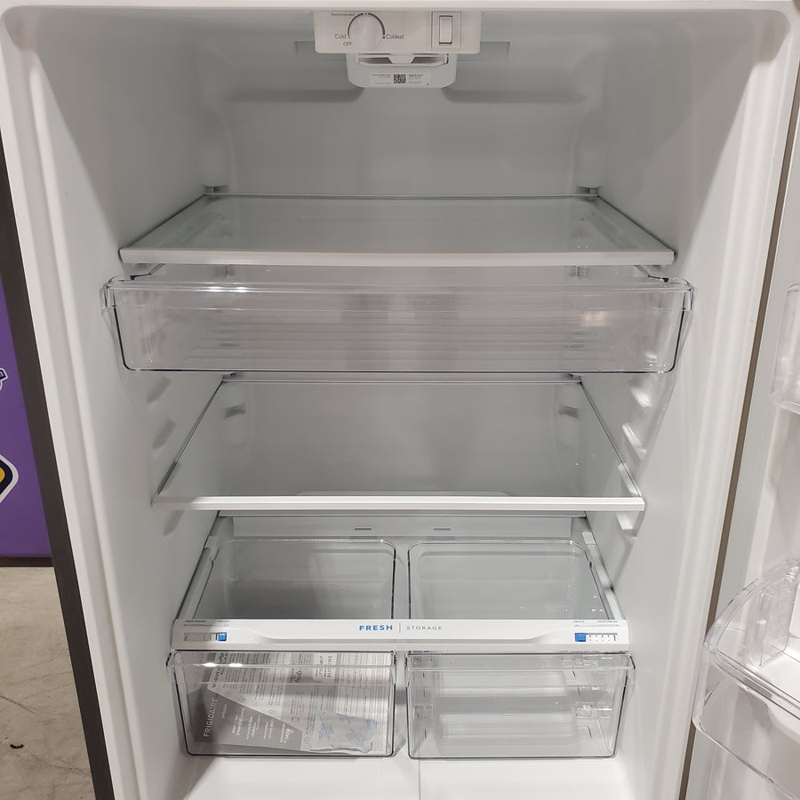 Frigidaire 30" Wide 20.0 Cu. Ft. Top Freezer Refrigerator in Stainless Steel 22131SD102 - LFTR2045VF - Scratch & Dent (Minor)