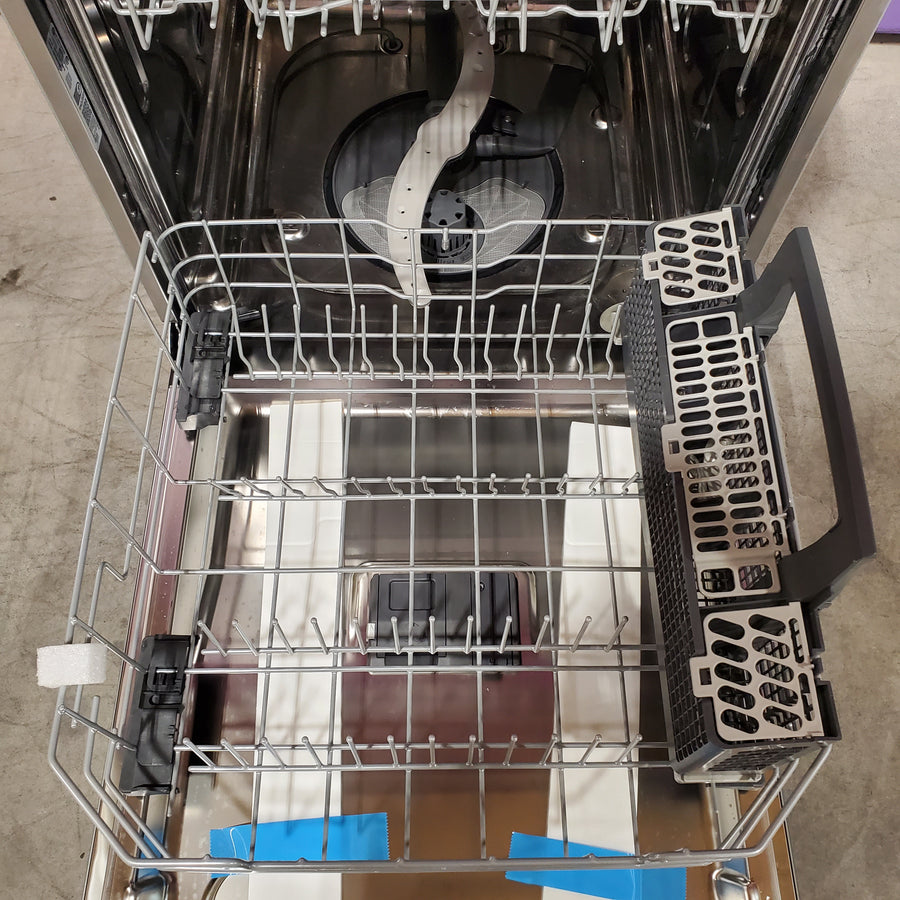 GE® Fingerprint Resistant Stainless Steel ENERGY STAR® Top Control with Stainless Steel Interior Dishwasher with Sanitize Cycle 31134SD280 - GDT670SYVFS  - Open Box