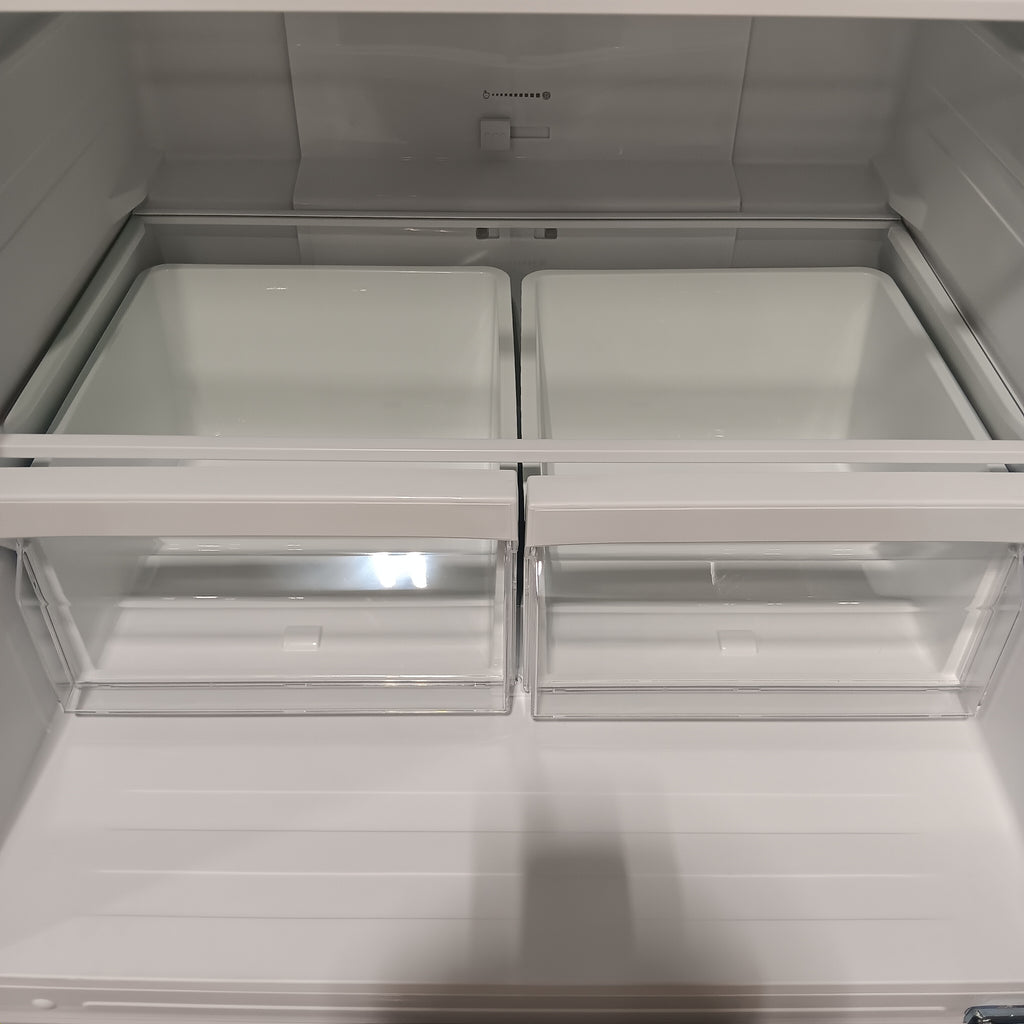 Pictures of Vissani 18.7 cu. ft. Bottom Freezer Refrigerator in Stainless Steel 25CR175 - MDBF18SS - Scratch & Dent - Minor - Neu Appliance Outlet - Discount Appliance Outlet in Austin, Tx