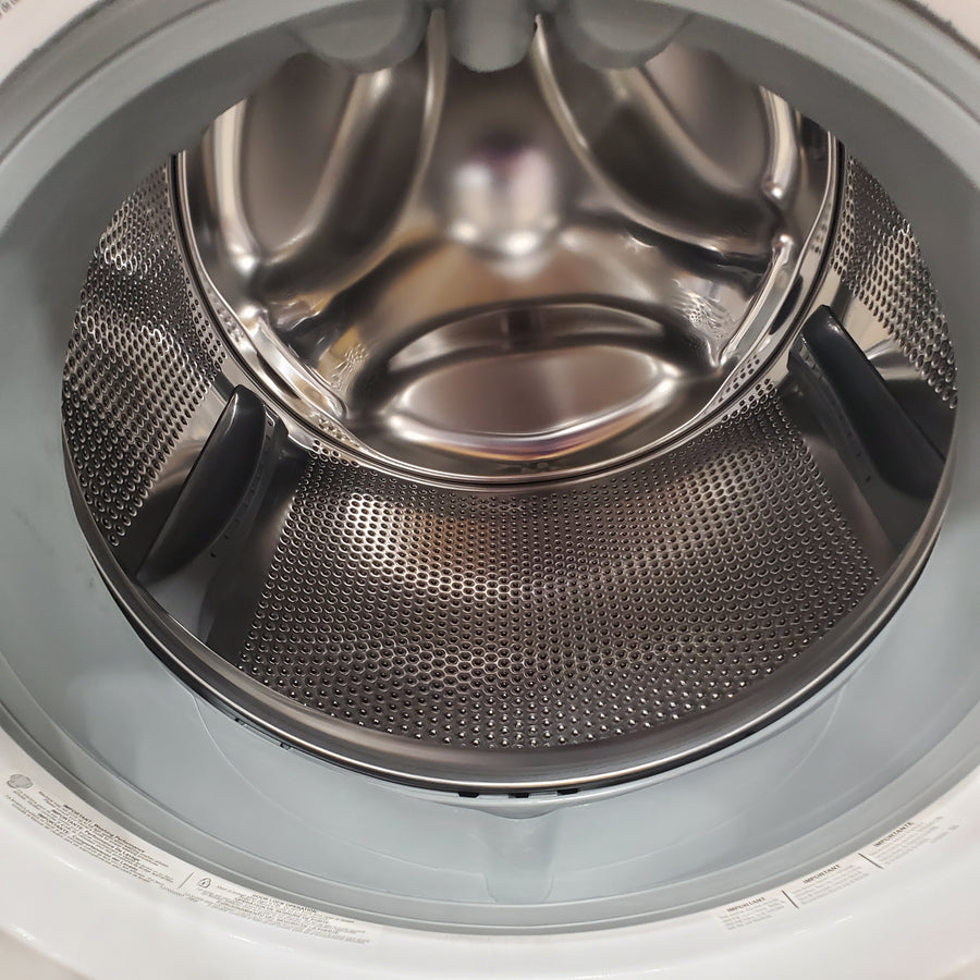 Electrolux 300 Series Laundry Tower Single Unit Washer & Electric Dryer with LuxCare® Wash System in White ELTE7300AW - Scratch & Dent (Minor)