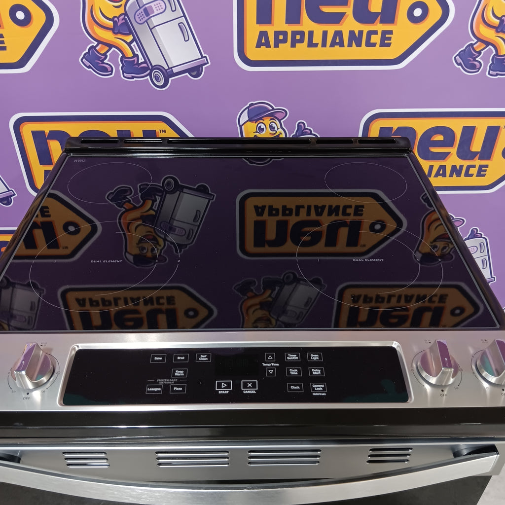 Pictures of Whirlpool 4.8 Cu. Ft. Slide-In Electric Range with Frozen Bake™ Technology in Stainless Steel WEE515S0LS - Scratch & Dent (Minor) - Neu Appliance Outlet - Discount Appliance Outlet in Austin, Tx