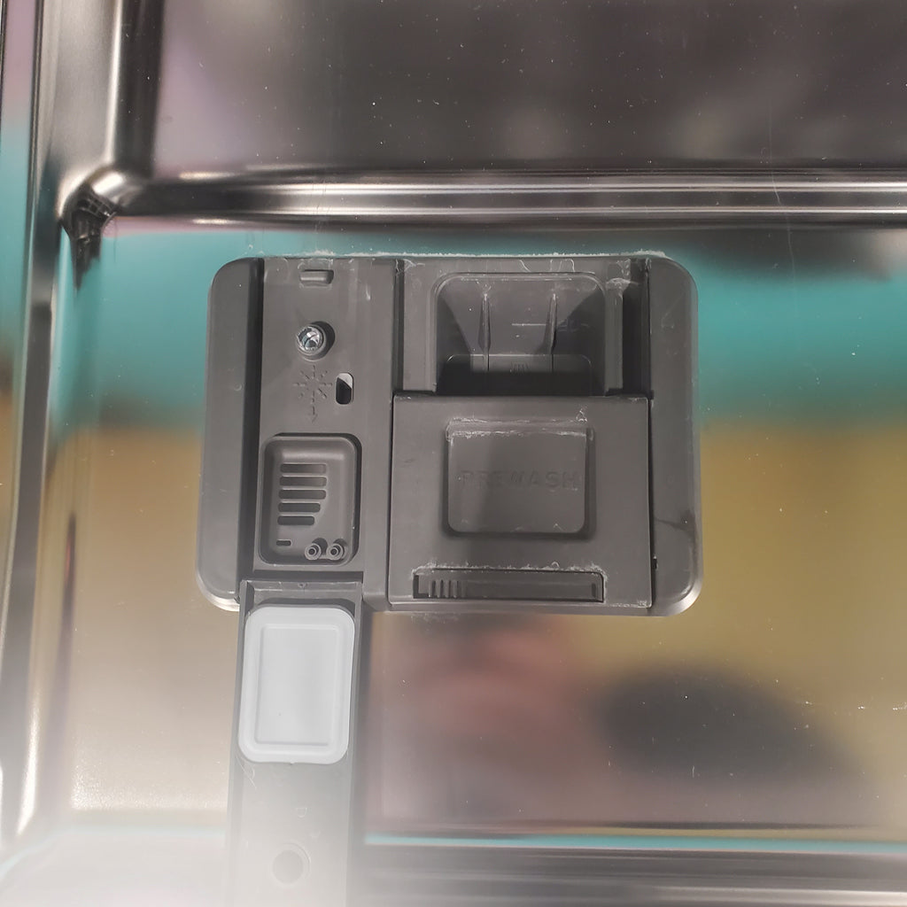 Pictures of KitchenAid Third Level Utensil Rack Dishwasher with 30+ Total Wash Jets, 39 dBA KDFE204KPS - Scratch and Dent (Minor) - Neu Appliance Outlet - Discount Appliance Outlet in Austin, Tx