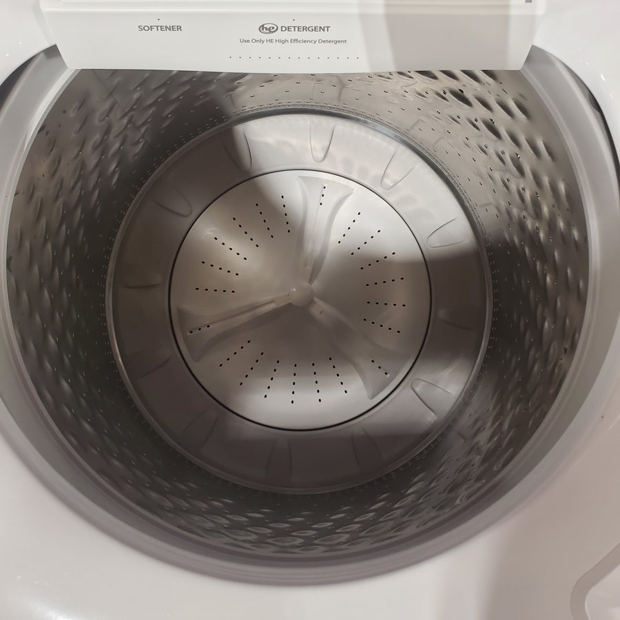 Maytag Top Load 4.8 cu ft Washer with Deep Fill and Slow-Close Glass Lid MVW6200KW - Scratch & Dent (Moderate) and Maytag 7.0 cu ft Electric Dryer with Moisture Sensing and Quick Dry Cycle T8713 - MED6200KW - Scratch & Dent (Minor)