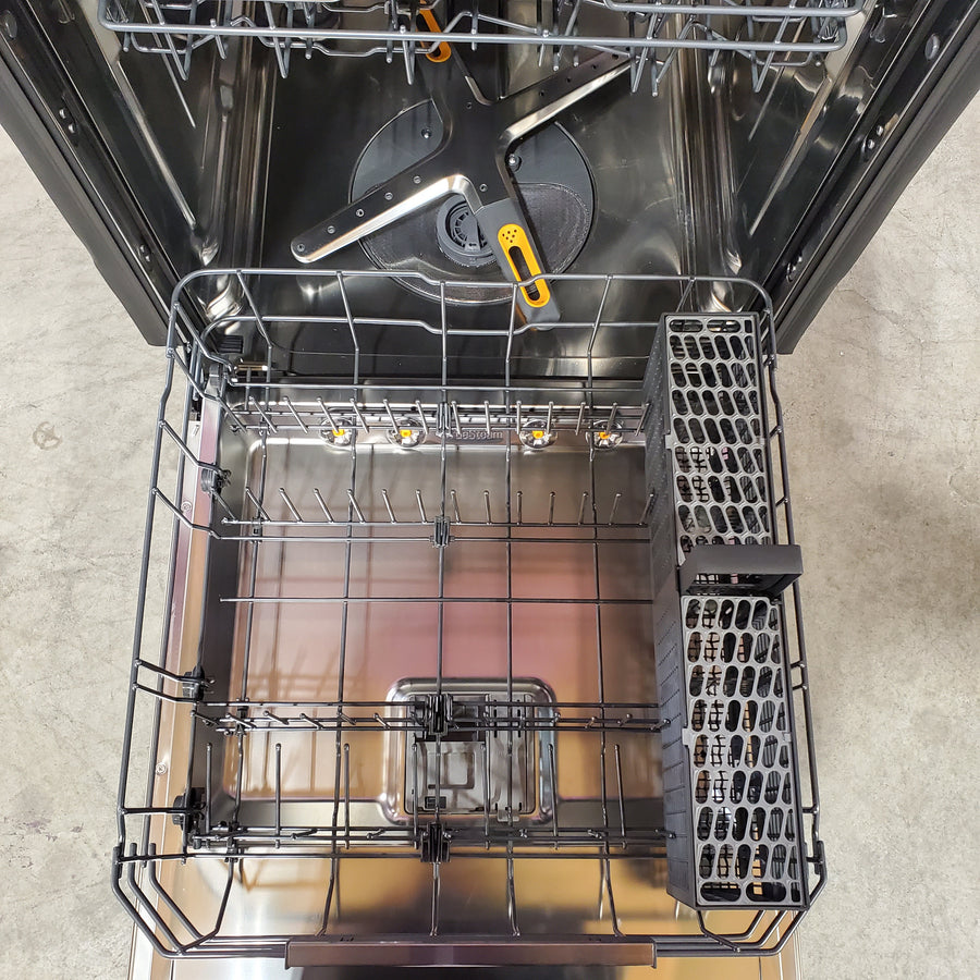 LG Top Control Smart Built-In Stainless Steel Tub Dishwasher with 3rd Rack, 1 Hour Wash & Dry Cycle and 42dBA 251315SD1148 - LDNTH753S - Scratch & Dent (Moderate)