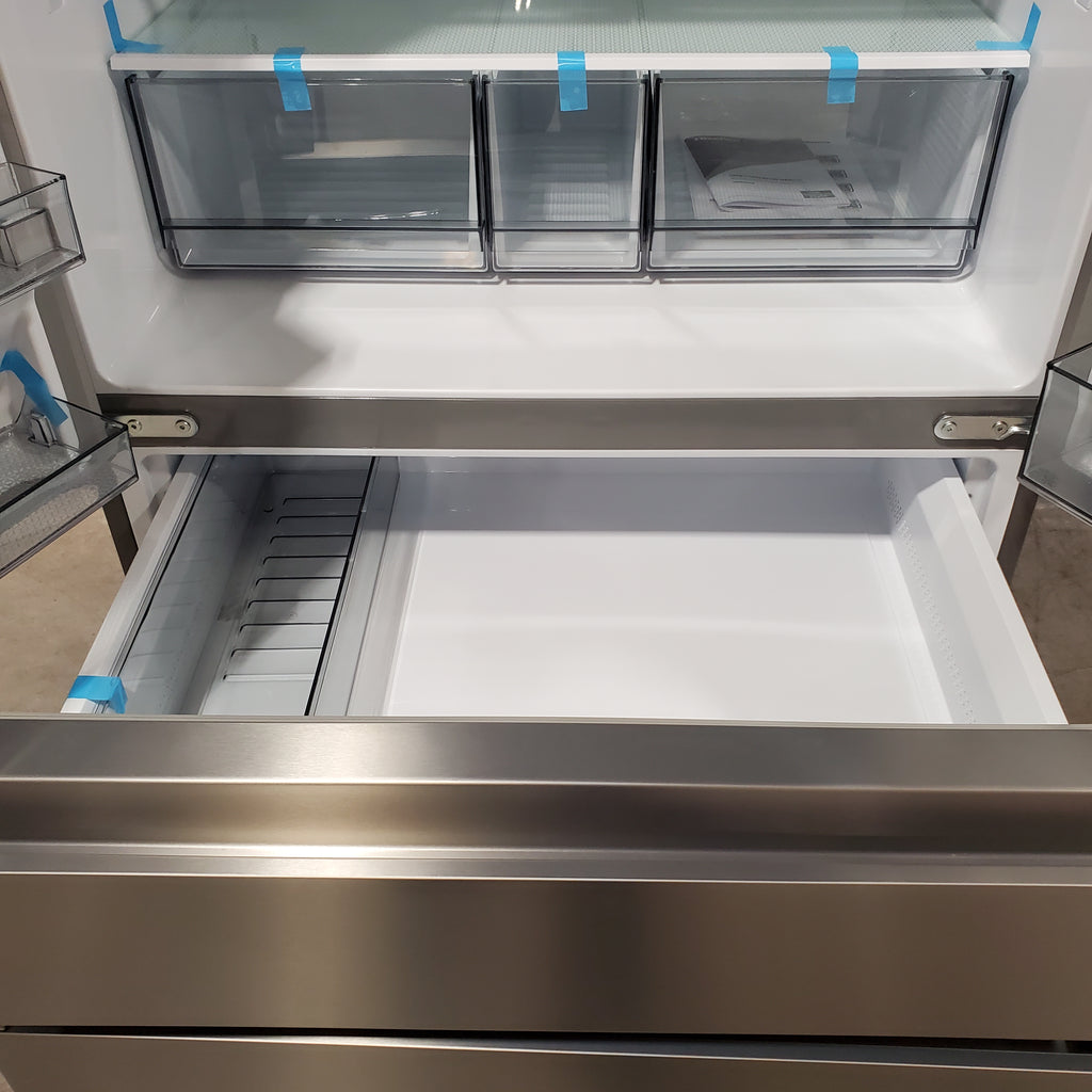 Pictures of Hisense PureFlat 25.6-cu ft 4-Door Smart French Door ENERGY STAR Refrigerator in Stainless Steel with Ice Maker, Water and Ice Dispenser 6SD131 - HRM260N6TSE - Scratch & Dent (Minor) - Neu Appliance Outlet - Discount Appliance Outlet in Austin, Tx