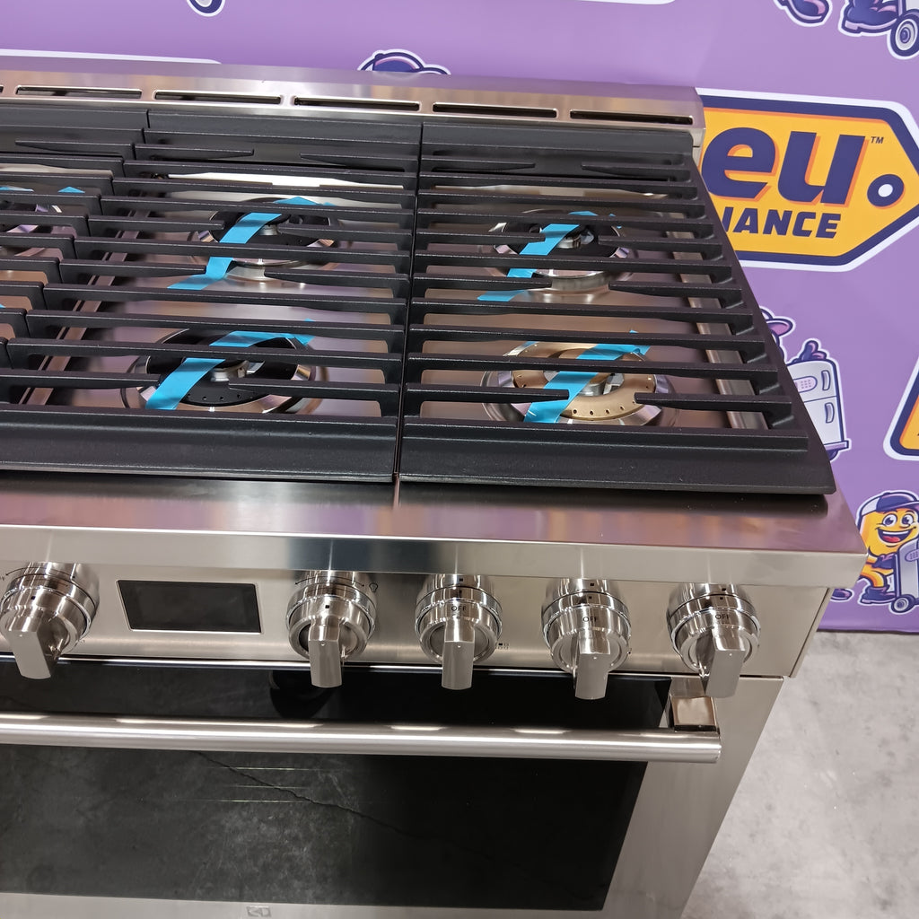 Pictures of Electrolux Front Control Freestanding Gas Range 20231SD232 - ECFG3668AS - Scratch & Dent (Minor) - Neu Appliance Outlet - Discount Appliance Outlet in Austin, Tx