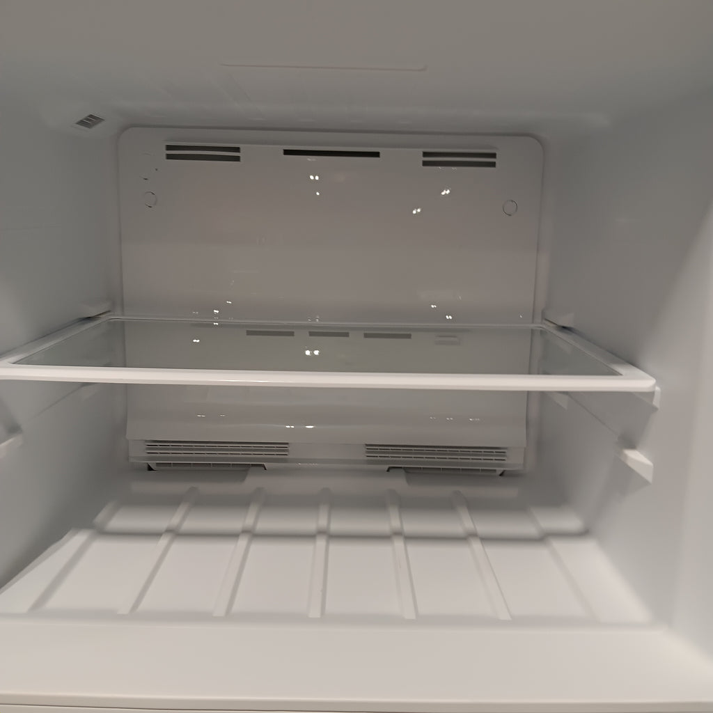 Pictures of Vissani 18.1 cu. ft. Top Freezer Refrigerator with Adjustable Glass Shelving in White, Garage Ready 2CR178 - MDTF18WHR5 - Scratch & Dent (Minor) - Neu Appliance Outlet - Discount Appliance Outlet in Austin, Tx