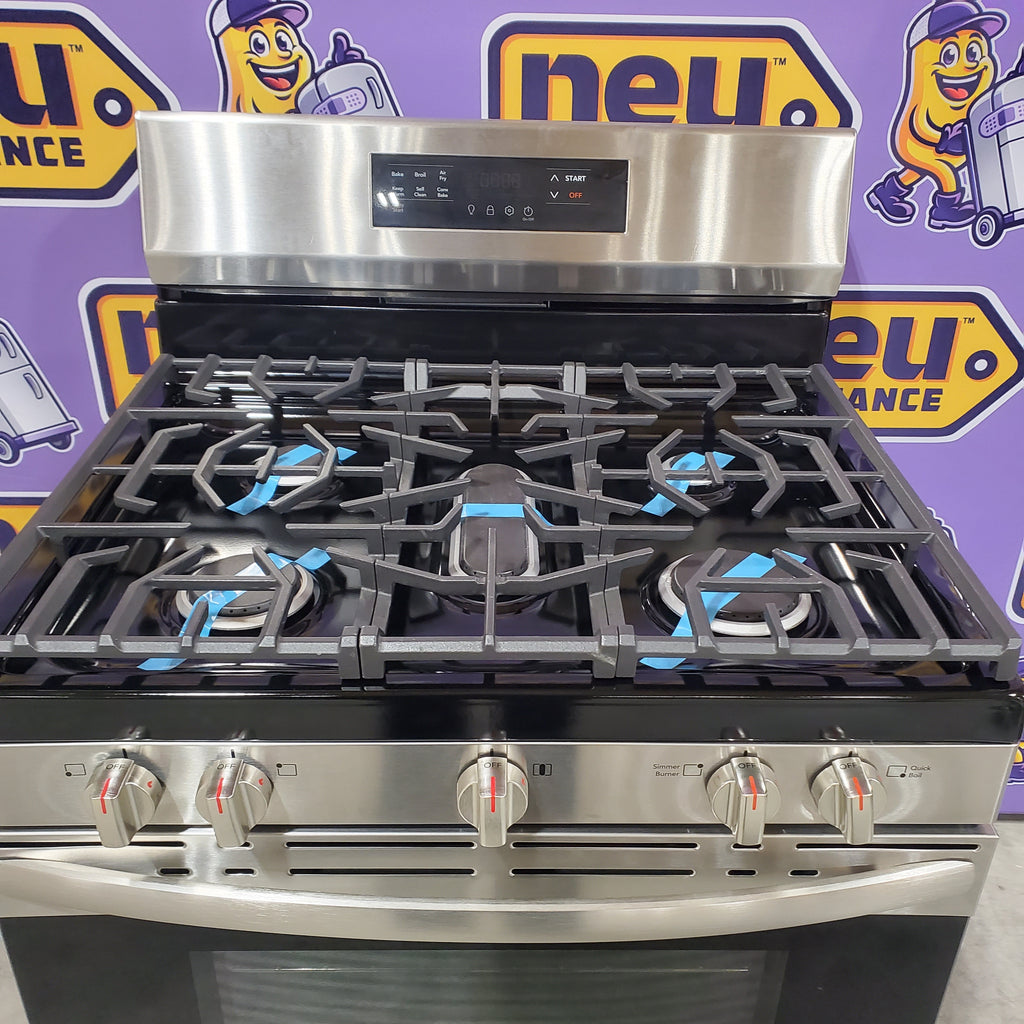 Pictures of Frigidaire Stainless Steel Gas Range with Air Fry and Five Burner Cooktop 3SD246 - FCRG3083AS - Scratch & Dent (Minor) - Neu Appliance Outlet - Discount Appliance Outlet in Austin, Tx
