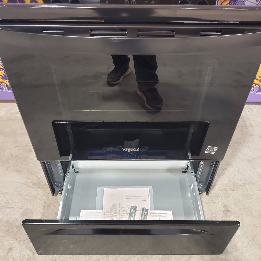 Whirlpool 30-inch Electric Range with Steam Clean WFES3330RB - Scratch & Dent (Minor)