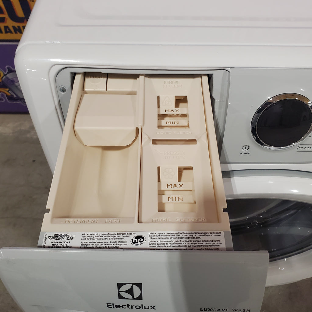 Electrolux 300 Series 4.4 Cu. Ft. Front Load Washer with LuxCare® Wash System 3SD826 - ELFW7337AW - Scratch & Dent (Minor)