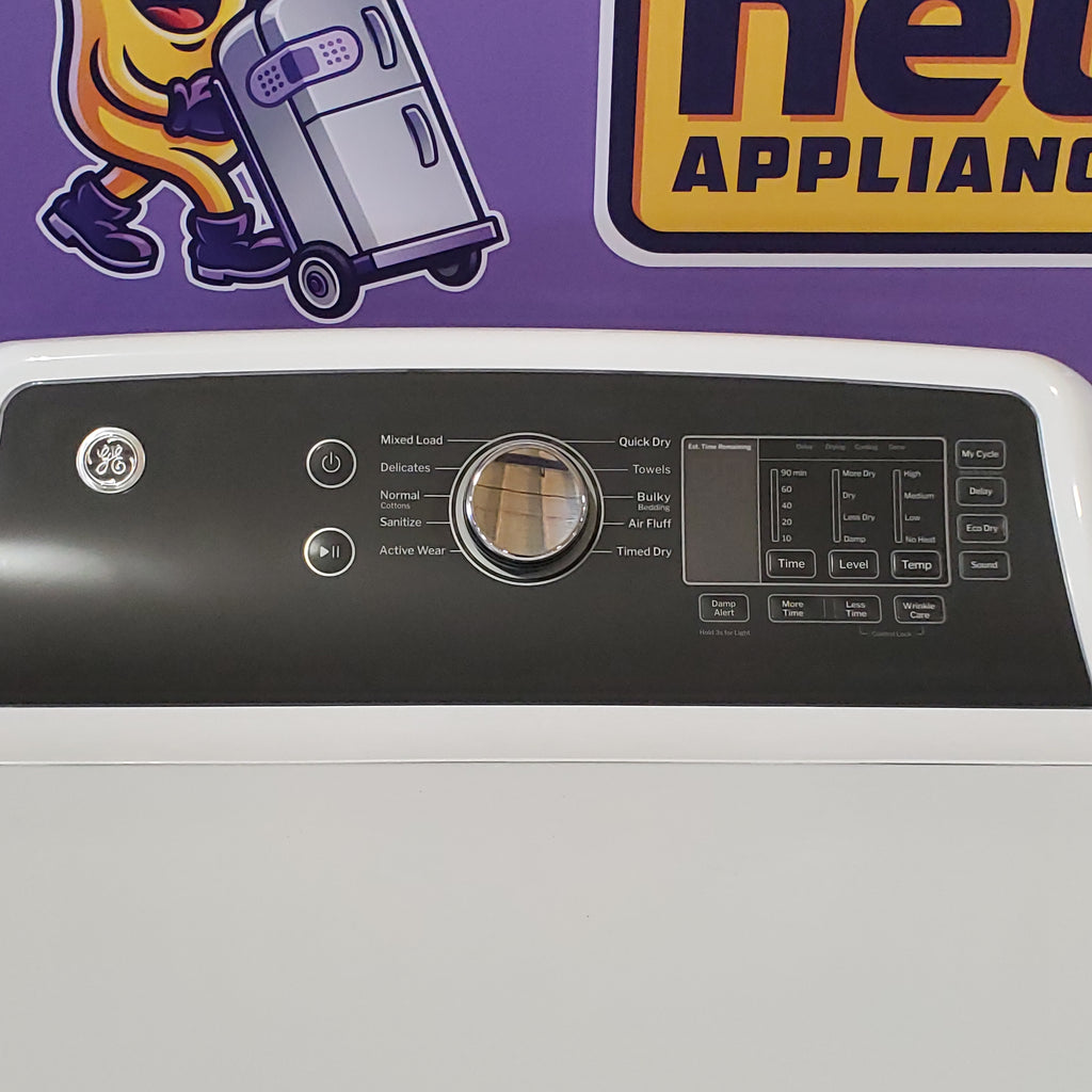 Pictures of GE 4.5 cu. ft. Capacity Washer with Water Level Control GTW585BSVWS - New in Box and GE Electric 7.4 Cu. Ft. Front Load Dryer with Sensor Dry in White GTD58EBSVWS - Open Box - Neu Appliance Outlet - Discount Appliance Outlet in Austin, Tx