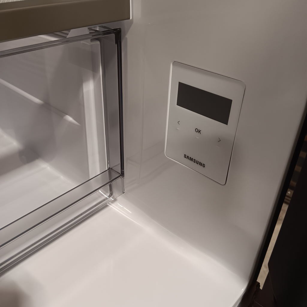 Pictures of Samsung Bespoke Counter Depth 4-Door Flex™ Refrigerator (23 cu. ft.) with Beverage Center ™ with Customizable Door Panel Colors 4SD402 - RF23DB9600AP - Open Box - Neu Appliance Outlet - Discount Appliance Outlet in Austin, Tx