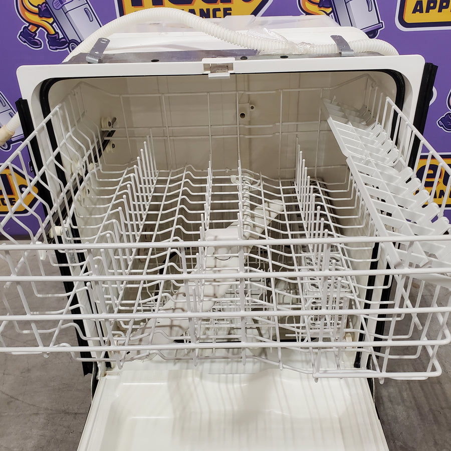GE Triton® XL Built-In Dishwasher in Stainless Steel 25134SD473 - GSD6660GSS - Scratch & Dent (Minor)