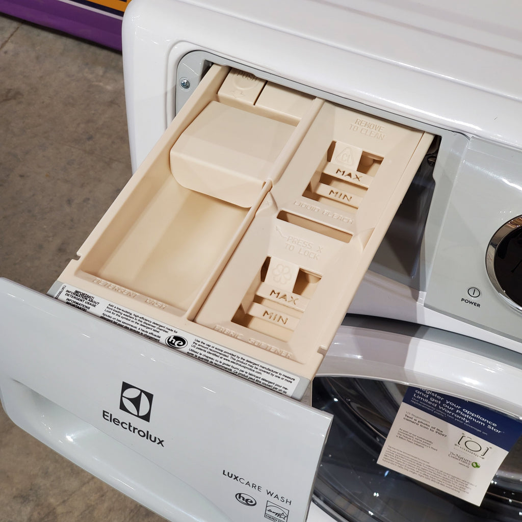 Pictures of Electrolux 300 Series 4.4 Cu. Ft. Front Load Washer with LuxCare® Wash System - Scratch & Dent (Minor) - Neu Appliance Outlet - Discount Appliance Outlet in Austin, Tx