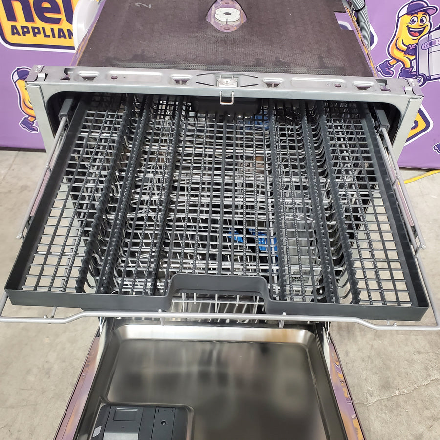 Frigidaire Stainless Steel Tub Dishwasher with Third Rack 20132SD317 - FDSH4501AS - Scratch & Dent (Minor)