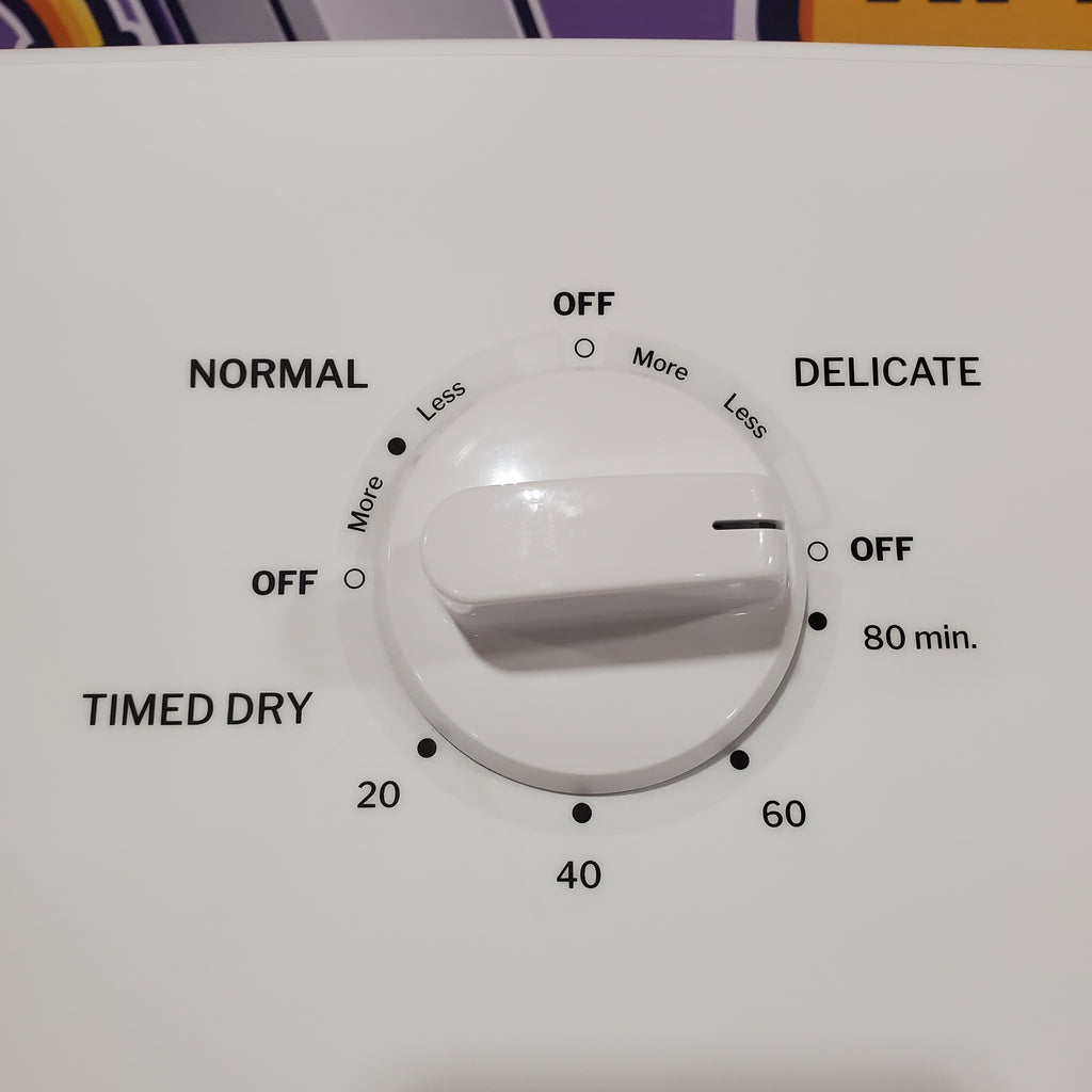 Hotpoint 6.2 cu. ft. Vented Gas Dryer in White with Auto Dry 31134SD192 - HTX26GASWWW - Scratch & Dent (Minor)