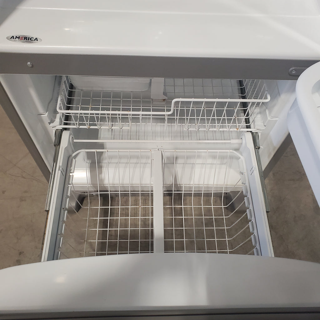 Pictures of Maytag Fingerprint Resistant Stainless Steel 19 Cu. Ft. Bottom Mount Refrigerator with FreshLock Crispers and BrightSeries LED Lighting MBF1958FEZ - Certified Refurbished - Neu Appliance Outlet - Discount Appliance Outlet in Austin, Tx