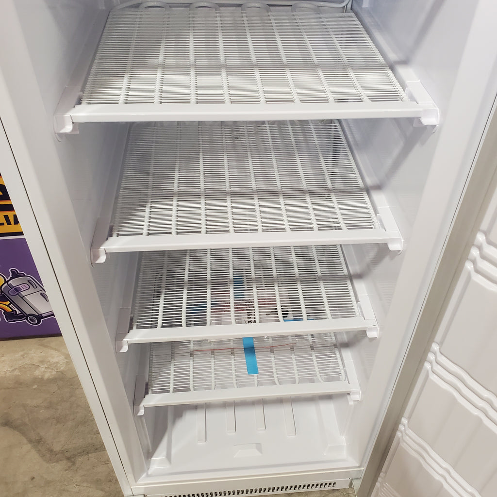 Pictures of Koolmore 12 Cu. ft. Commercial Reach in Freezer in White Manual Defrost KM-FMD12WH - Scratch & Dent (Minor) - Neu Appliance Outlet - Discount Appliance Outlet in Austin, Tx