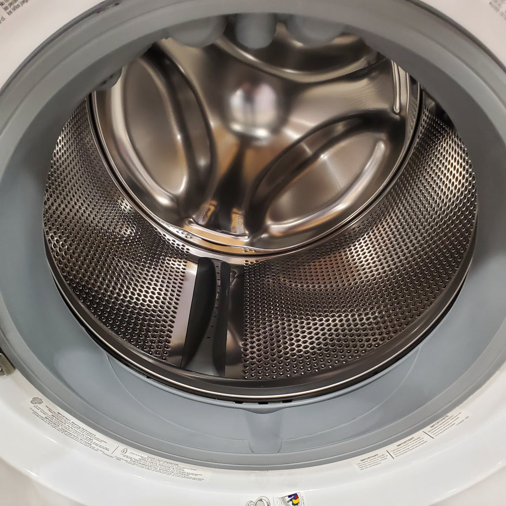 Electrolux 300 Series Laundry Tower Single Unit Washer & Electric Dryer with LuxCare® Wash System in White ELTE7300AW - Scratch & Dent (Minor)
