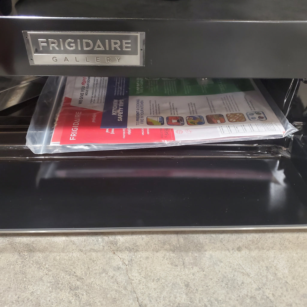 Frigidaire Gallery Single Electric 24 Inch Wall Oven with Air Fry and Hidden Bake Element GCWS2438AF - Scratch and Dent (Minor)