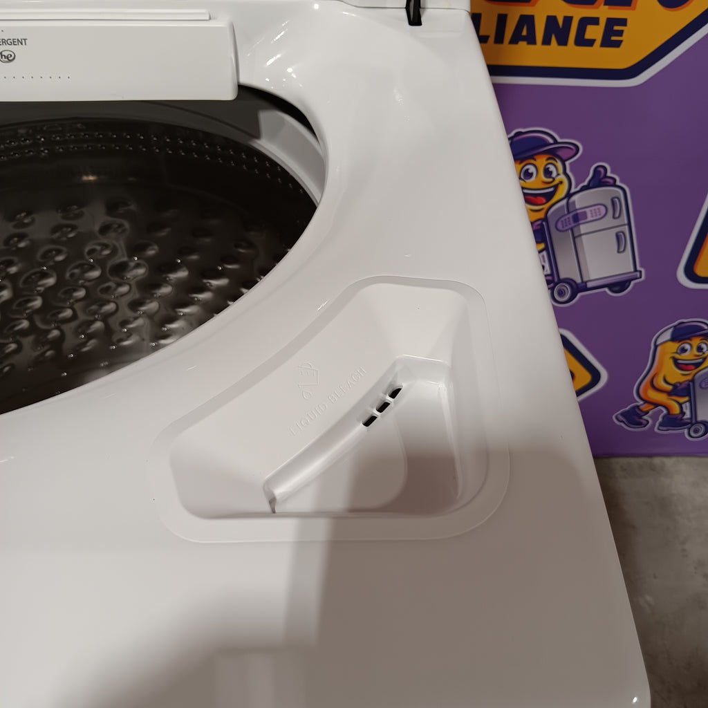 Pictures of Maytag Top Load 4.8 cu ft Washer with Deep Fill and Slow-Close Glass Lid 30131SD40 - MVW6200KW - Open Box - Neu Appliance Outlet - Discount Appliance Outlet in Austin, Tx