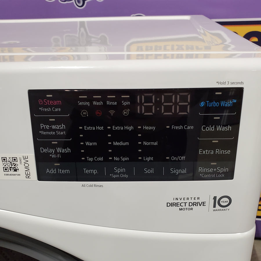 LG 4.5 cu. ft. Front Load Washer with Steam and Built-In Intelligence in White 251318SD1348 - WM4000HWA - Scratch & Dent (Moderate)