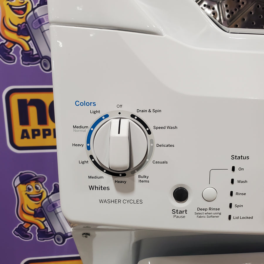GE Unitized Spacemaker® 3.8 cu. ft. Capacity Washer with Stainless Steel Basket and 5.9 cu. ft. Capacity Gas Dryer 22133SD177 - GUD27GSSMWW - Scratch & Dent (Minor)