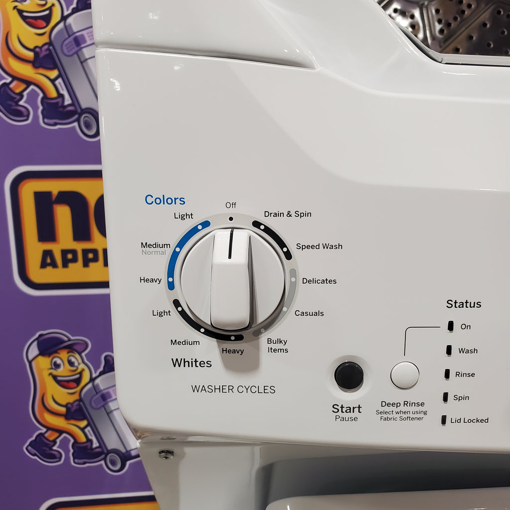 Pictures of GE Unitized Spacemaker® 3.8 cu. ft. Capacity Washer with Stainless Steel Basket and 5.9 cu. ft. Capacity Gas Dryer 22133SD177 - GUD27GSSMWW - Scratch & Dent (Minor) - Neu Appliance Outlet - Discount Appliance Outlet in Austin, Tx