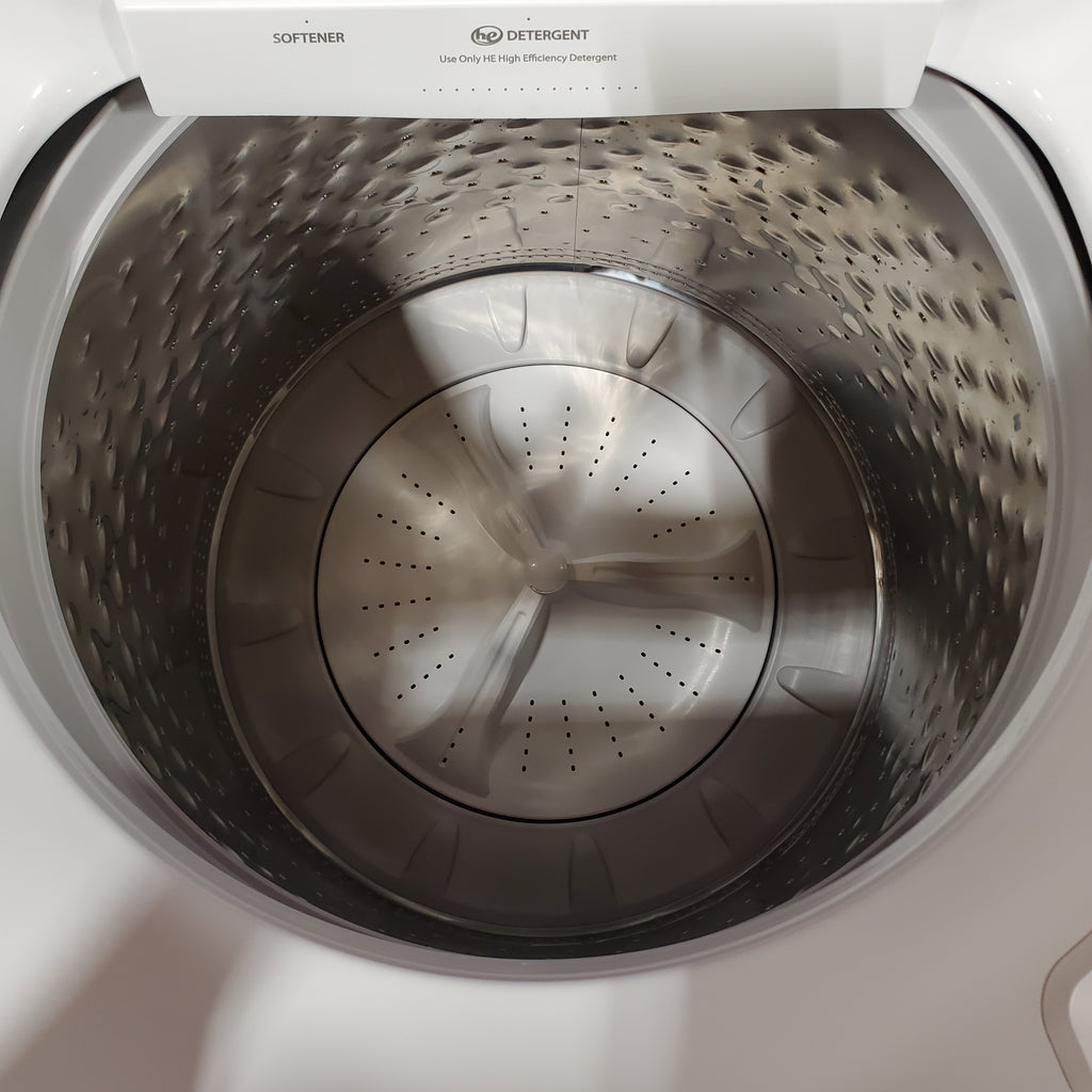 Pictures of Maytag Top Load 4.8 cu ft Washer with Deep Fill and Slow-Close Glass Lid MVW6200KW - Scratch & Dent (Minor) and Maytag 7.0 cu ft Electric Dryer with Moisture Sensing and Quick Dry Cycle 16200 - MED6200KW - Scratch & Dent (Moderate) - Neu Appliance Outlet - Discount Appliance Outlet in Austin, Tx