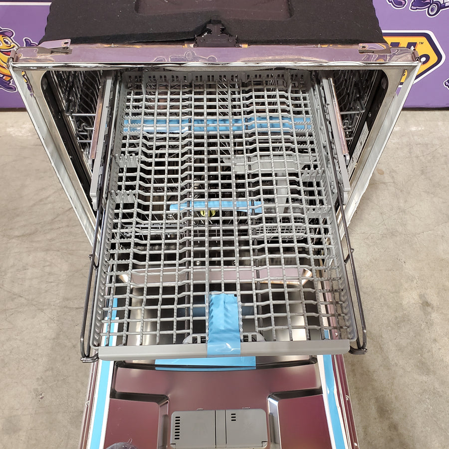Asko Dishwasher in TouchProof Stainless Steel  11112SD70 - DBI663IS - Scratch & Dent (Minor)