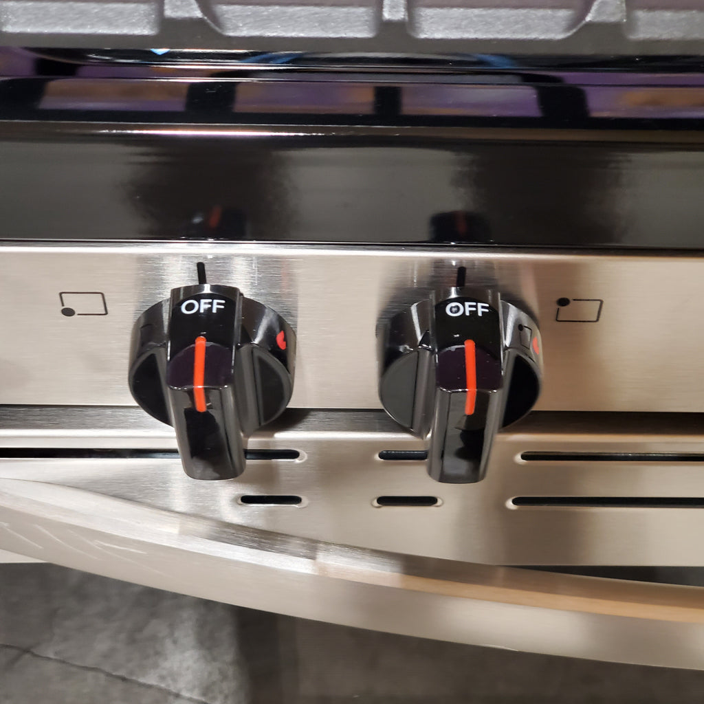 Frigidaire 5 Burner Gas Range with Even Baking Technology in Stainless Steel 4SD483 - FCRG3052BS - Scratch & Dent (Minor)
