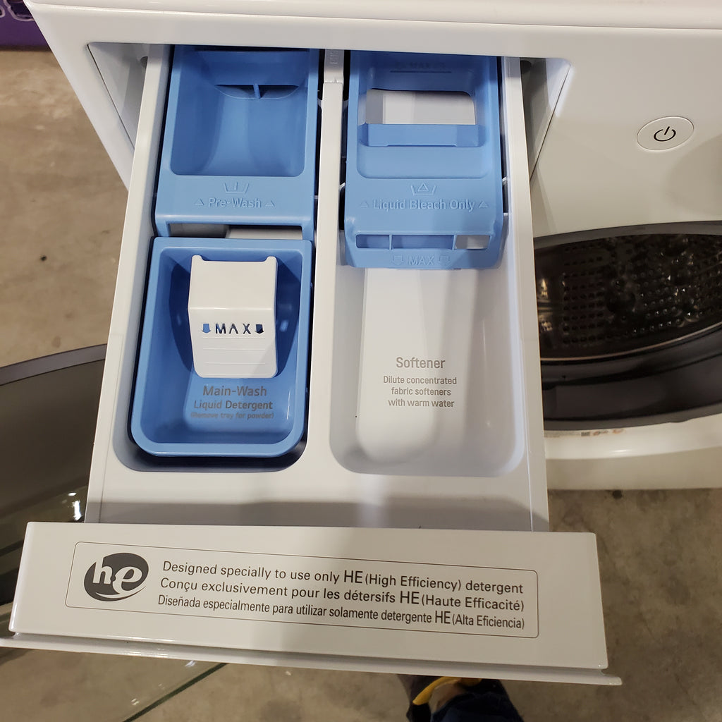 Pictures of LG White Smart Front Load 4.5 Cu. Ft. Washer with TurboWash 360 and AI Built-In intelligence WM5500HWA - Scratch and Dent (Minor) - Neu Appliance Outlet - Discount Appliance Outlet in Austin, Tx