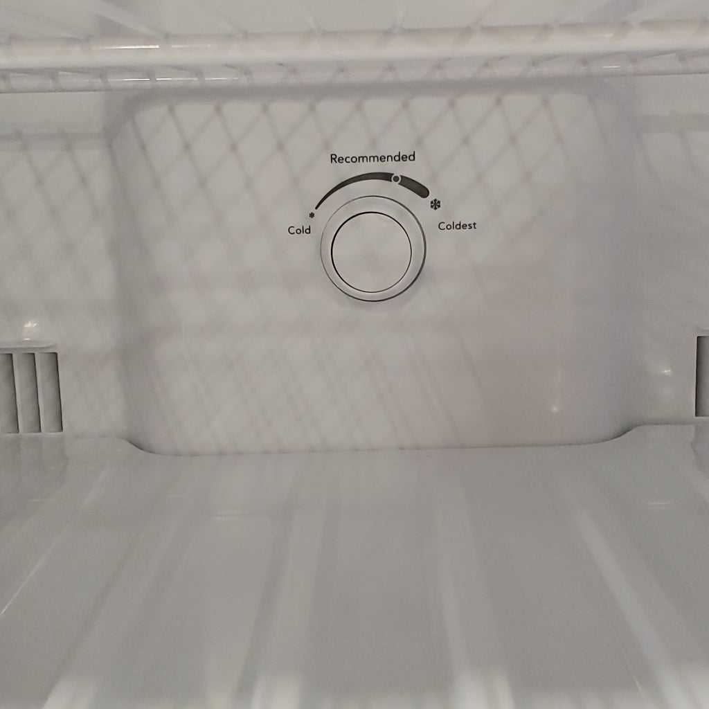 Frigidaire 18 Cu. Ft. Top Freezer Refrigerator 3SD963 - FFHT1822UV - Scratch & Dent (Minor)