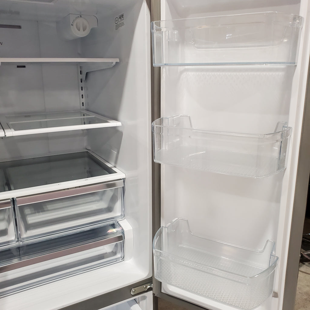 Pictures of Hisense 26.6 cu. ft. French Door Refrigerator in Fingerprint Resistant Stainless Steel 22131SD96 - HRF266N6CSE1 - Scratch & Dent (Minor) - Neu Appliance Outlet - Discount Appliance Outlet in Austin, Tx