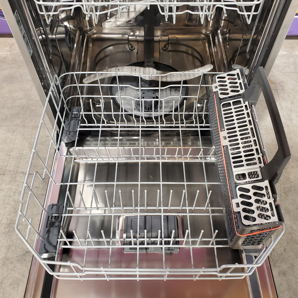 Pictures of GE Slate Top Control Built-In Tall Tub 24 Inch Dishwasher with Dry Boost and 3rd Rack 25136SD614 - GDT650SMVES - Scratch and Dent (Minor) - Neu Appliance Outlet - Discount Appliance Outlet in Austin, Tx