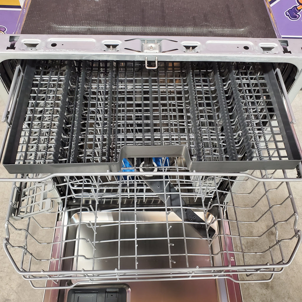 Pictures of Frigidaire Stainless Steel Tub Dishwasher with Third Rack 20131SD181 - FDSH4501AS - Scratch & Dent (Minor) - Neu Appliance Outlet - Discount Appliance Outlet in Austin, Tx