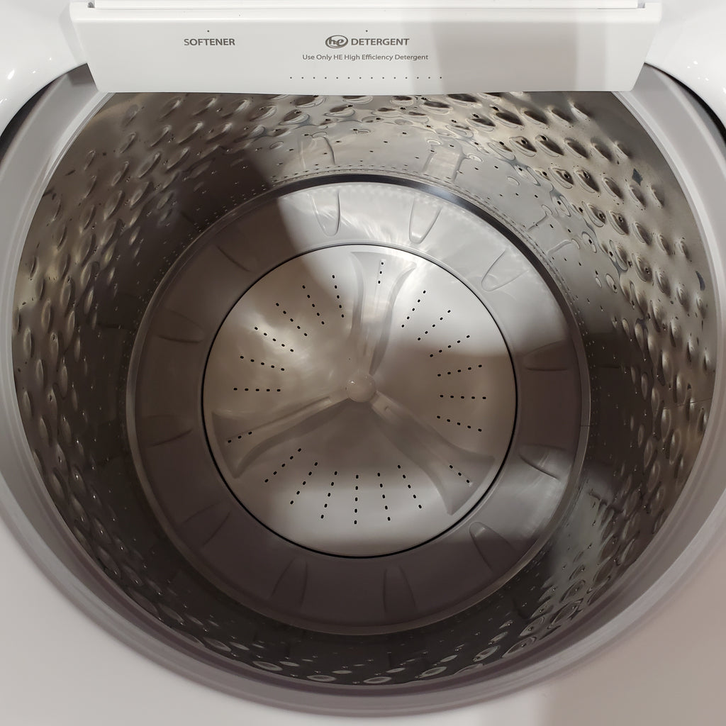 Pictures of Maytag Top Load 4.8 cu ft Washer with Deep Fill and Slow-Close Glass Lid MVW6200KW - Scratch & Dent (Moderate) and Maytag 7.0 cu ft Electric Dryer with Moisture Sensing and Quick Dry Cycle T8712 - MED6200KW - Scratch & Dent (Moderate) - Neu Appliance Outlet - Discount Appliance Outlet in Austin, Tx