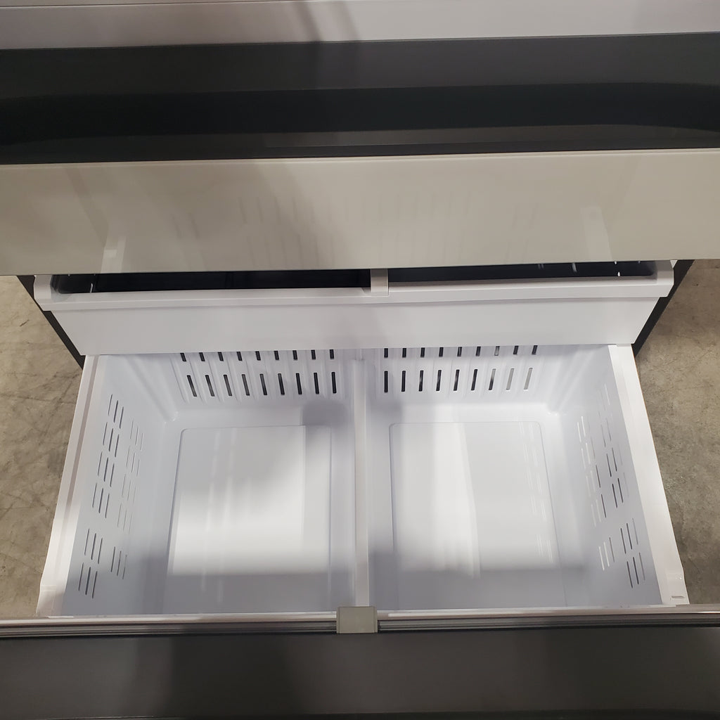 Samsung Bespoke 29 cu ft. 4-Door Standard Depth French Door Smart Refrigerator with Beverage Center Auto Fill Pitcher and Dual Ice Maker with Ice Bites™ in White Glass 3SD656 - RF29BB86004MAA - Open Box