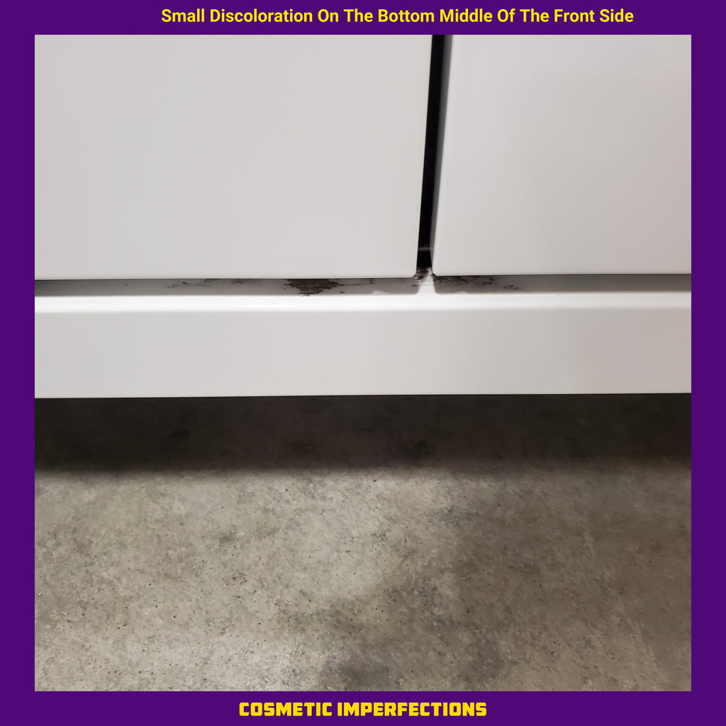 Pictures of Bertazzoni 48 Inch Freestanding Professional Gas Range with 6 Sealed Burners, Double Oven, 7.1 Cu. Ft. Total Capacity in Bianco White 11113121 - PROF486GGASBIT - Scratch & Dent (Minor) - Neu Appliance Outlet - Discount Appliance Outlet in Austin, Tx