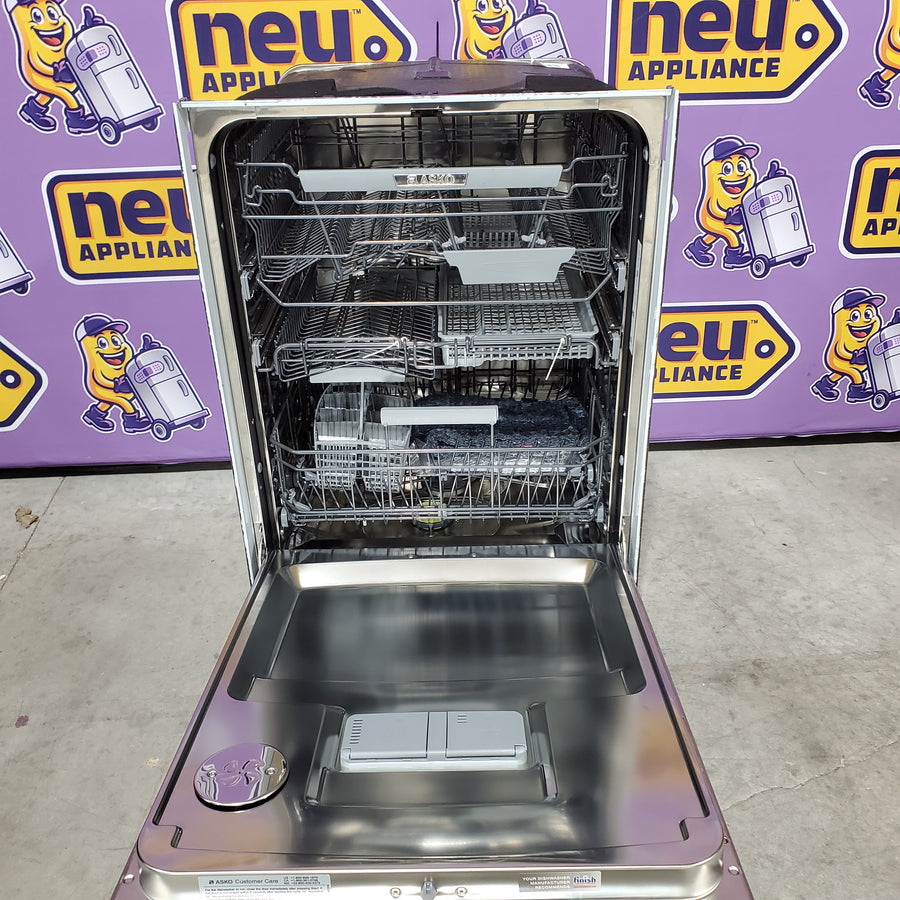 ASKO 50 Series Dishwasher with Super Cleaning System™ (SCS™) in TouchProof Stainless Steel 1111392 - DBI675THXXLS - Open Box