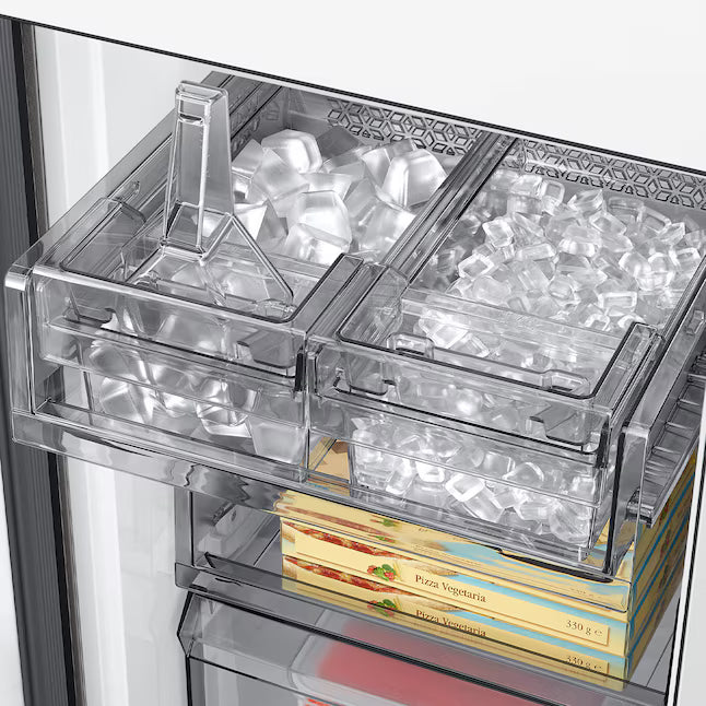 Samsung Bespoke Counter Depth 4-Door Flex™ Refrigerator (23 cu. ft.) with Beverage Center ™ with Customizable Door Panel Colors 4SD402 - RF23DB9600AP - Open Box
