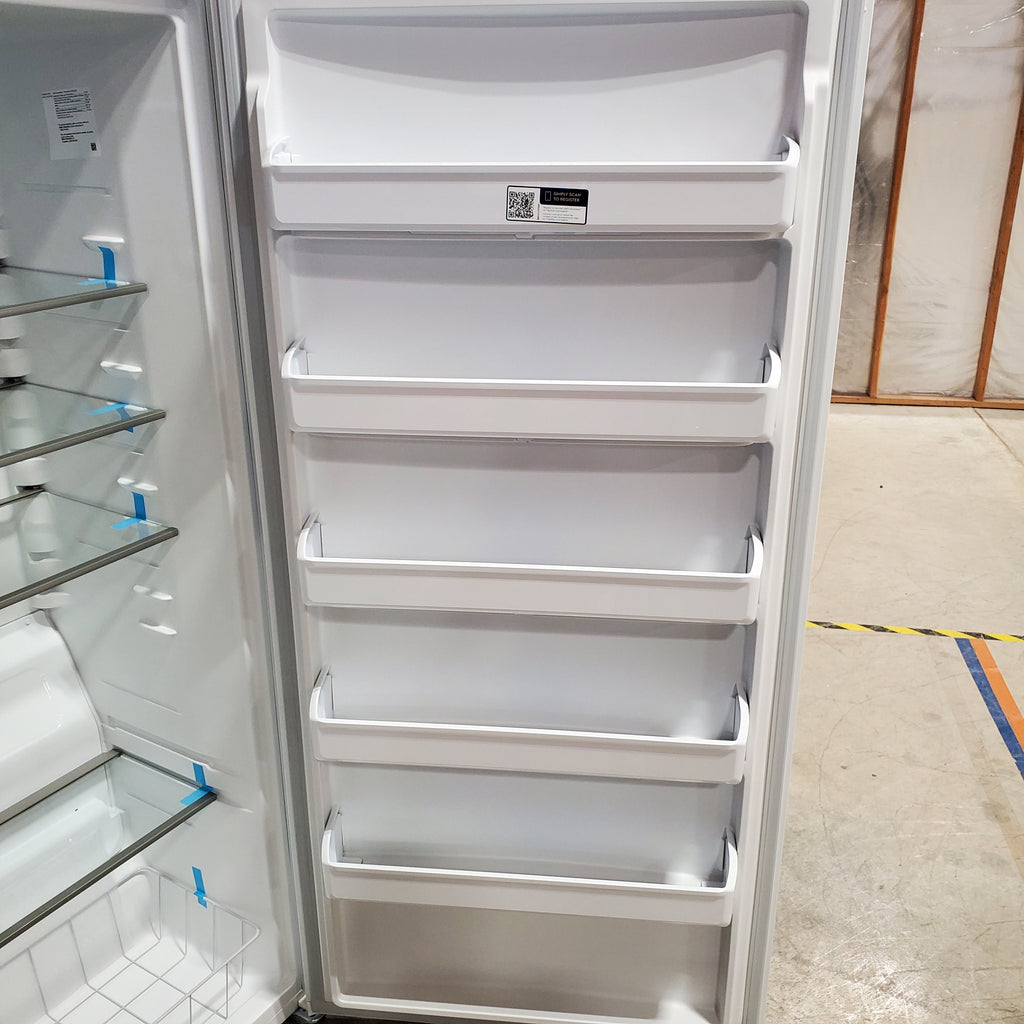 Frigidaire 20 Cu. Ft. Garage Ready Upright Freezer in White 3SD957 - FRUF2020AW - Scratch & Dent (Minor)