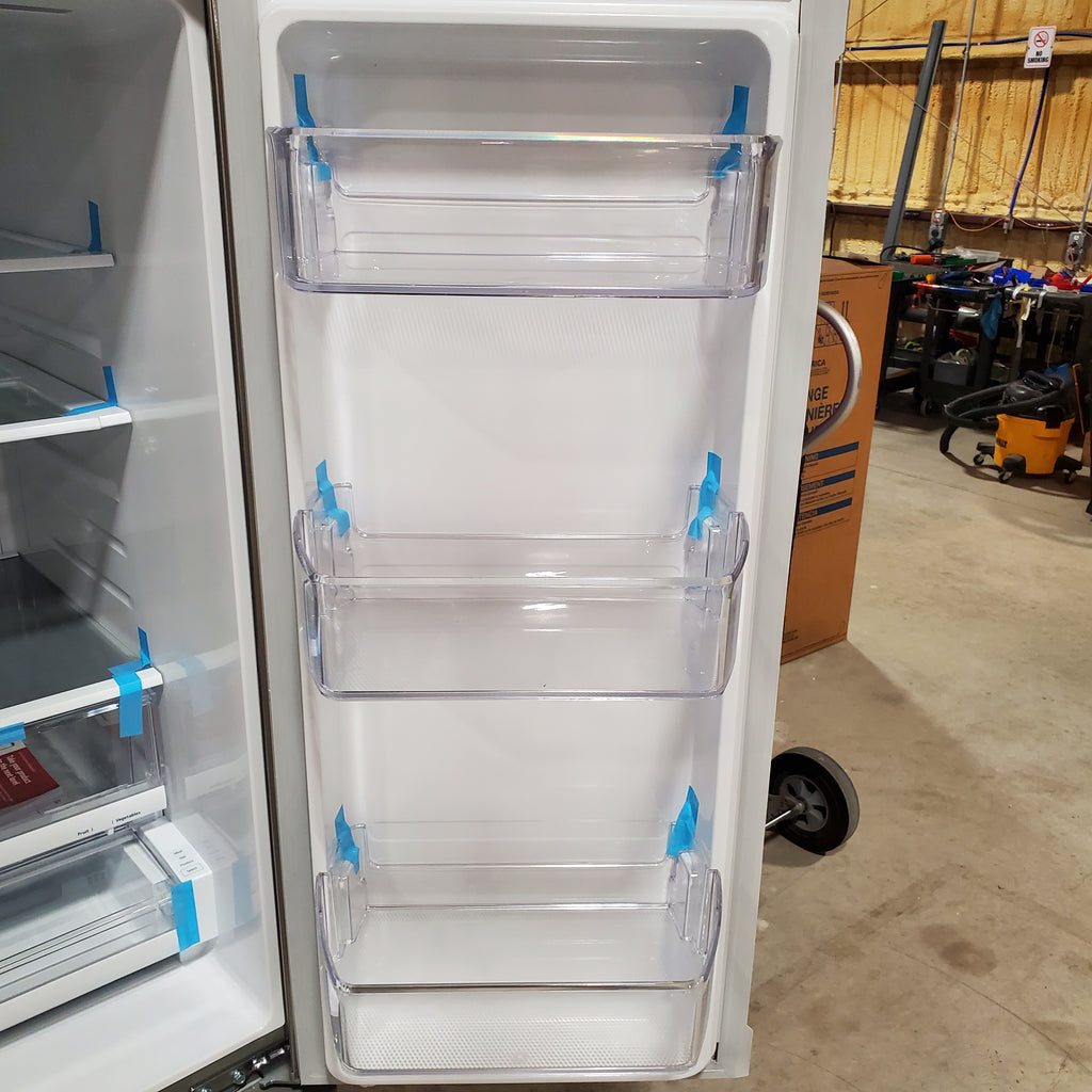 LG 27.8-cu ft 4-Door French Door Refrigerator with Dual Ice Maker in Fingerprint Resistant Steel 3SD760 - LRMXS2806S - Scratch & Dent (Minor)