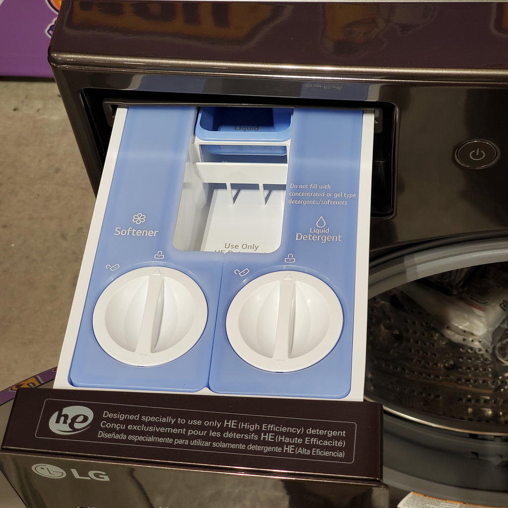 LG Ventless Washer/Dryer Combo LG WashCombo™ All-in-One 5.0 cu. ft. Mega Capacity with Inverter HeatPump™ Technology and Direct Drive Motor 3SD914 - WM6998HBA - Open Box