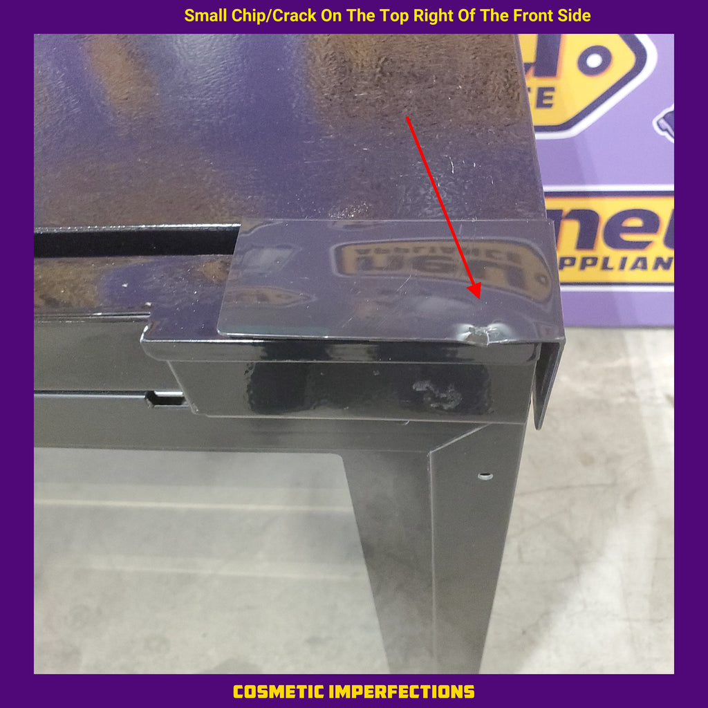 Pictures of Thermador Stainless Steel Under Counter 24 Inch Beverage Refrigerator with Glass Door and Adjustable LED Lighting T24UR915RS - Scratch and Dent (Moderate) - Neu Appliance Outlet - Discount Appliance Outlet in Austin, Tx